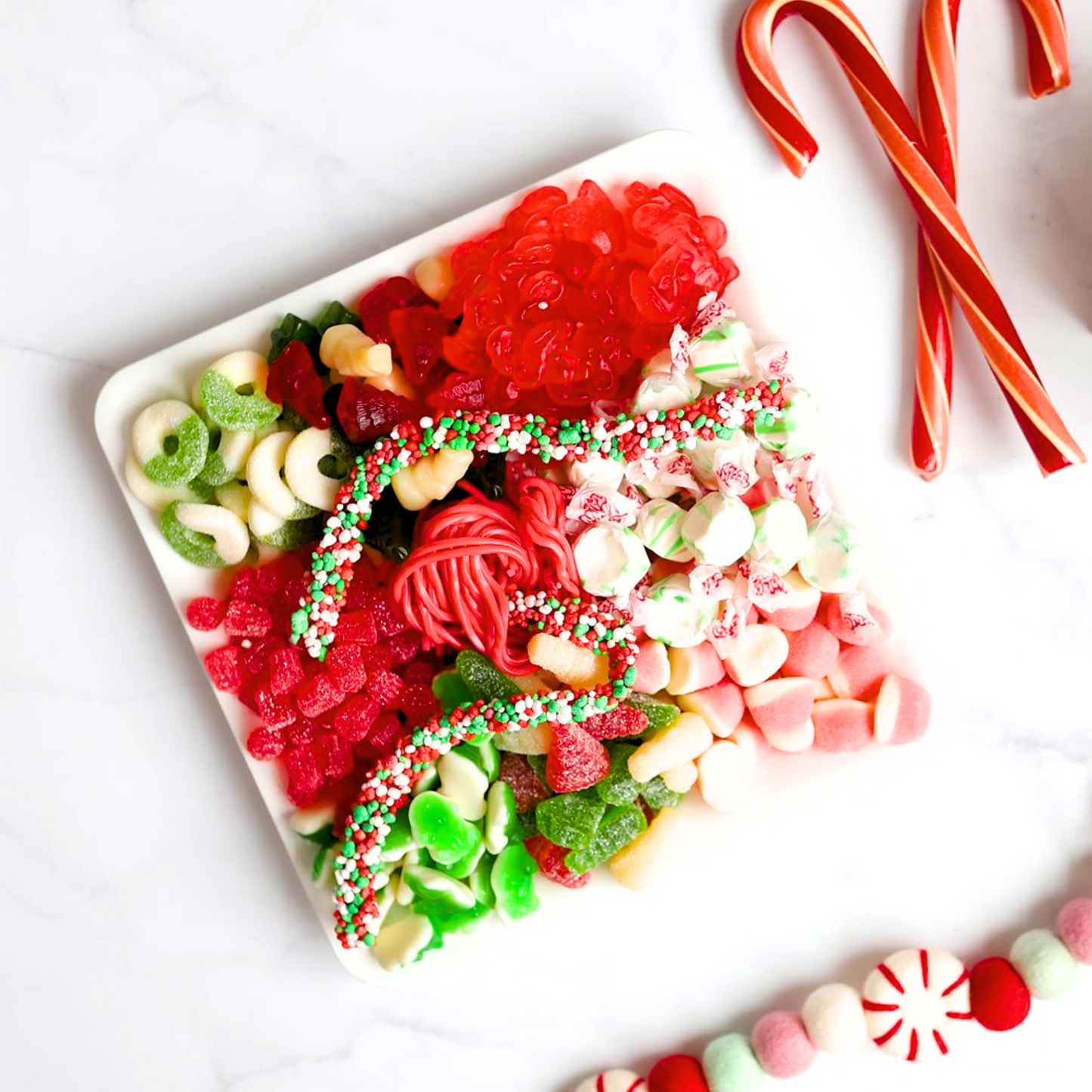 Holiday Candy Hacks: 6 Must-Try Ideas to Sweeten Up Your Season!